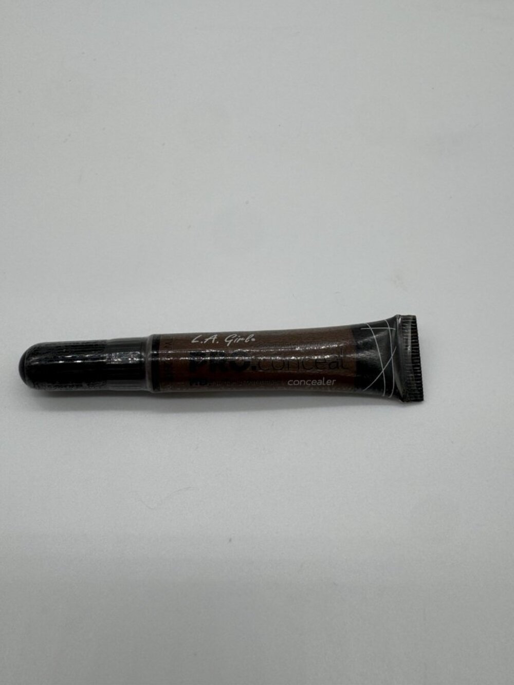 L.A. Girl HD Pro Conceal Mahogany GC989 0.28 Ounce Sealed New